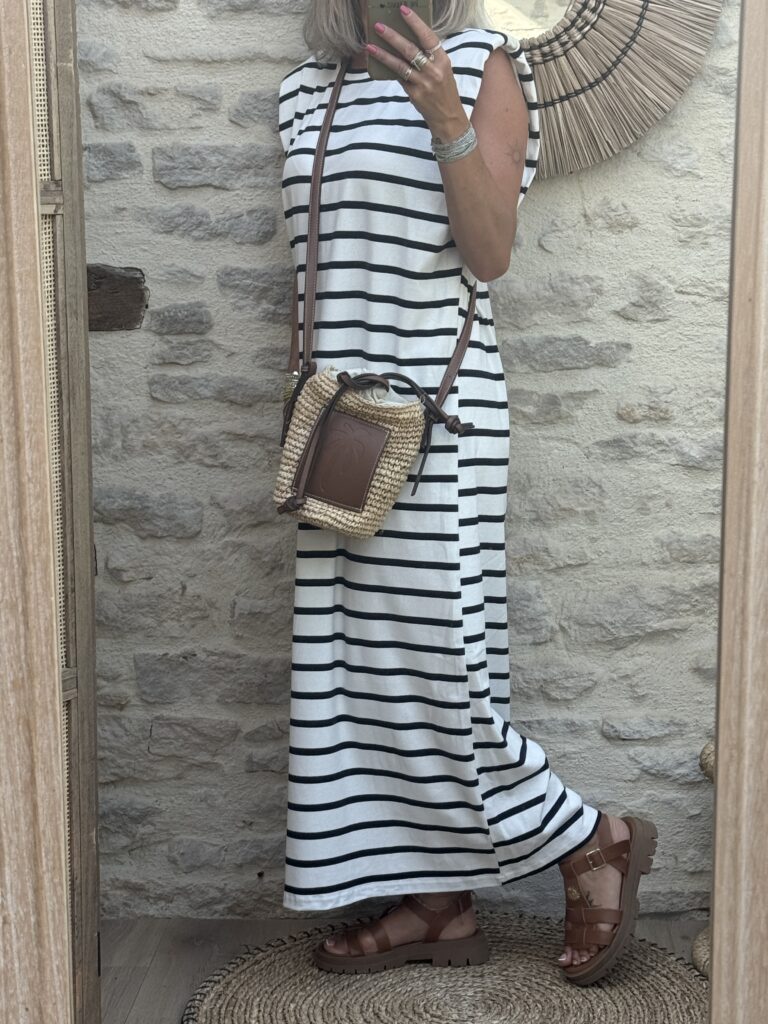 Robe NAÏA – Image 4